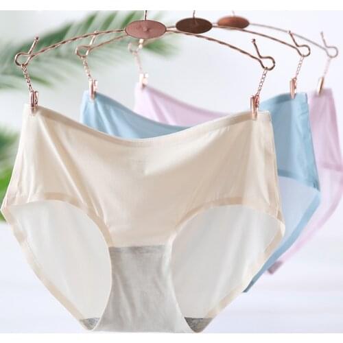 Women Seamless Panties Large Size Ultra-thin Plus Size Underwear Breathable Ice Silk No Trace Womens Panties Invisible Briefs