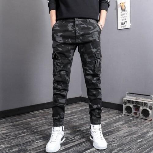 Streetwear Fashion Men Jeans Camouflage Military Style Ankle Banded Trousers Big Pocket Casual Cargo Pants Men Hip Hop Joggers