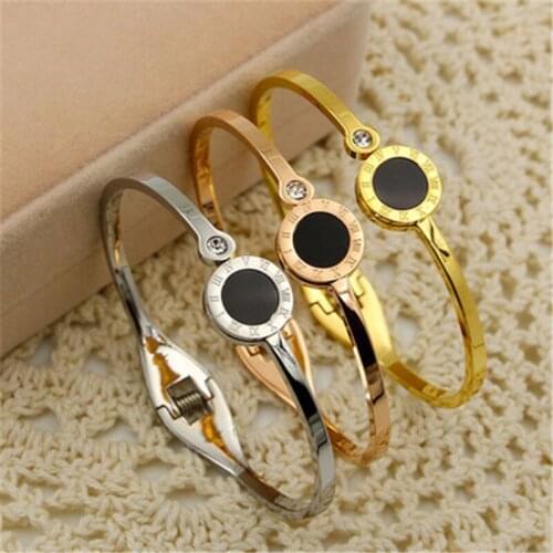 Ouriner Bracelets With Diamonds