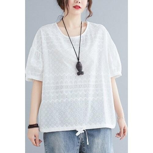 Oversized Women Summer Cotton Casual T-shirts New 2021 Simple Style Vintage Hollow Out Embroidery Loose Female Tops Tees B620