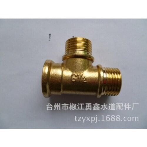 Copper 4-way three-way interface within a two-way connector three links