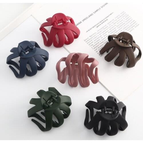 1Pcs New Large Hair Claw Bath Catch Hairpin Simple Watermelon Shape Head Clamp Paw Spray Paint Washing Ponytail Headdress