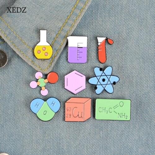 New geometry chemical supplies pharmacy brooch fashion personality love medicine bottle test tube enamel brooch ethanol decompos