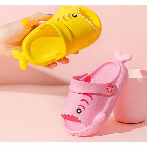 Kids Slippers New Summer Shark Boys Girls Slippers Non-slip Children Beach Shoes Baby Home Sandals Kids Shoes