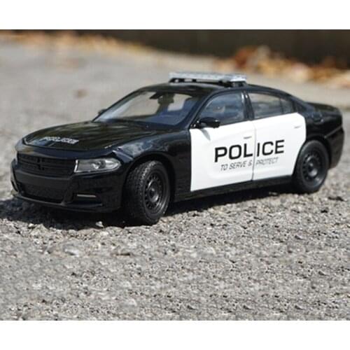 WELLY 1:24 Dodge Charger Pursuit Racing Alloy Car Diecast Metal Police Sports Car for Boy Toys Gift Collection