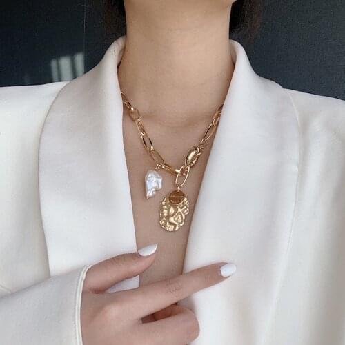 SRCOI Retro Design Irregular Shaped Freshwater Pearls Necklace Baroque Gold Silver Color Long Chain Punk Metal Leaf Necklace