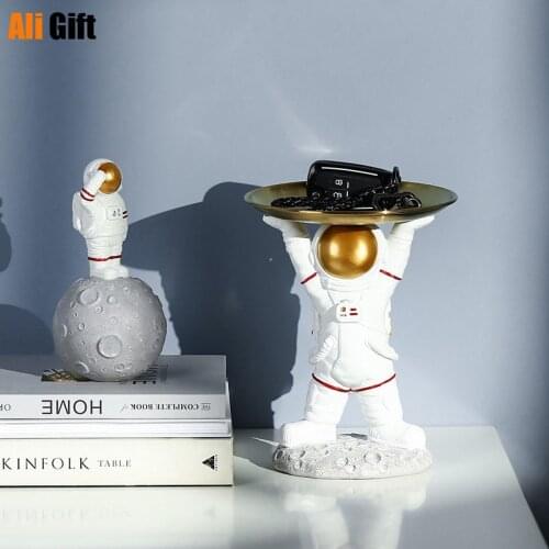 Astronaut Tray Resin Decoration Bedroom Living Room Key Storage Creative Fruit Tray Craft Jewelry Home Decoration Accessories
