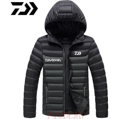 Daiwa Outdoor Softshell Hiking Fishing Jackets Male Spring Autumn Trekking Camping Hydrophobic Clothing Fishing Waterproof Coats