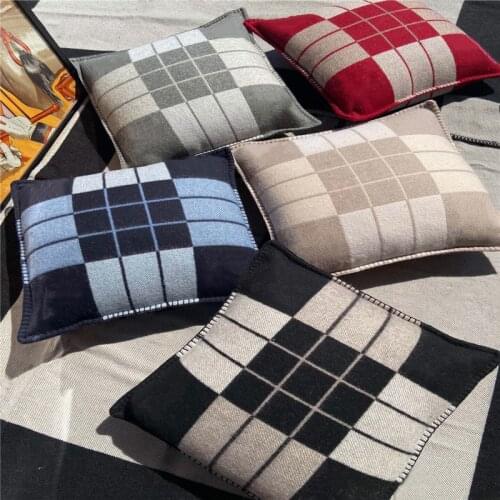 European and American style luxury living room sofa office cushion 50x50cm H pillowcase
