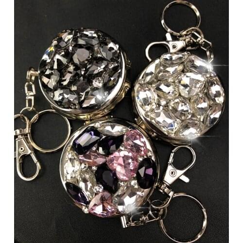 Mini Portable Diamond Ashtray With Alloy Key Chain Safe Firm Anti-soot Beautiful Cigarettes Storage Box For Outdoor Pocket