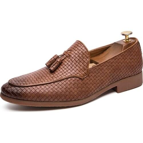 2021 Mens PU Leather Silp on Tassel Driving Pea Shoes Black brown Formal Dress Shoes breathable pointed casual small shoe