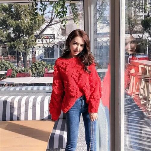 2019 new autumn and winter fashion retro style pure hand-woven ball short paragraph round neck sweater women
