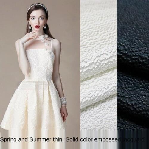 Three-dimensional embossed dark pattern bubble yarn-dyed jacquard fabric, sewing fabric factory shop is not out of stock