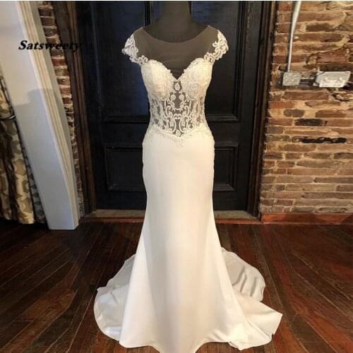 Elegant Wedding Dresses Scoop Neck Illusion Bodice Appliques Vestido De Noiva Mermaid White Ivory Covered Button Wedding Gowns