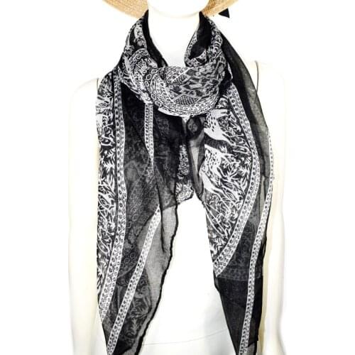 Hot ! Fashion Women Scarf Soft yarn cotton Cartoon Auspicious deer Scarf Graffiti Style Shawl Christmas Gift High Quality Shawl