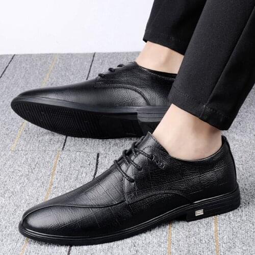 2021 Full Grain Leather Men Retro Comfortable High Quality Casual Shoes Men fashion Leather Dress Shoes Handmade Wedding Shoes