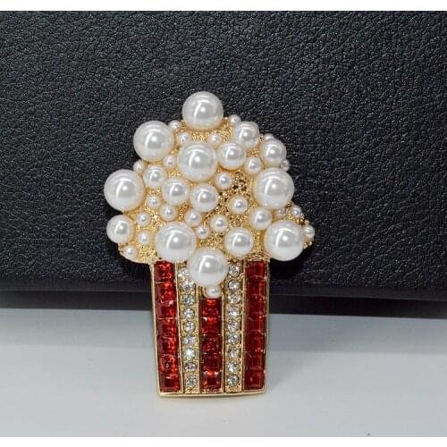 Fashion Ornaments Artificial diamond pearl Popcorn Brooch female Brooch badge
