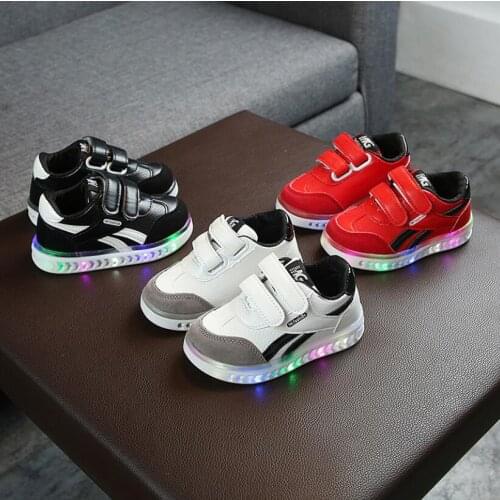 Kids Toddler Shoes Led Glowing Sneakers With Light Children Running Shoes Hook Loop Fashion Luminous Sport Shoes For Girls Boys