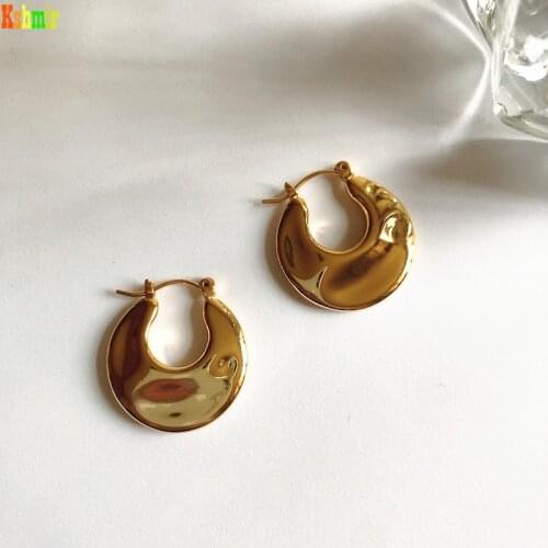 Kshmir 2020 French Circle Metallic Earrings Retro Earrings Female Earrings Elegant Wavy Bright Face Geometric Women Punk Round