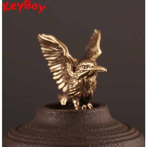 Handmade Brass Flying Hummingbird Key Chain Pendant Ornaments Vintage Copper Bird Keychain Ring Holder Jewelry Women Bag Charms