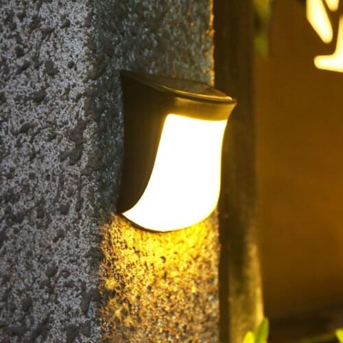 Solar Light Decoration Lamps Waterproof Material ABS+PC Courtyard Fence Home 4Pcs Garden Four Packs 4*10*10.5CM Lights
