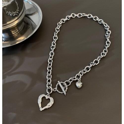 Origin Summer Hiphop Chunky Chain Asymmetric Pendant Necklace for Women Toggle Clasp Hollow Love Heart Metal Necklace Jewelry