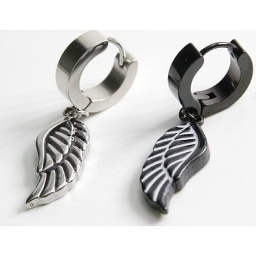 1pc New Stainless Steel Punk Earrings Feather Pendant Personality Titanium Steel Buckle Womens Mens Jewelry Ornaments