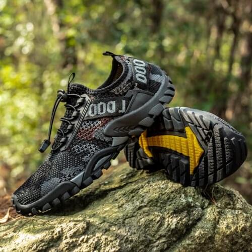 Hiking Upstream Wading Shoes Outdoor Sports Sneakers Summer Breathable Durable Trekking Climbing Shoes River Fishing Big Size
