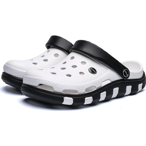 Sandals 2021 summer hole shoes mens Non Slip soft soled lovers beach shoes mens trendy sandals outdoor slippers mens shoes