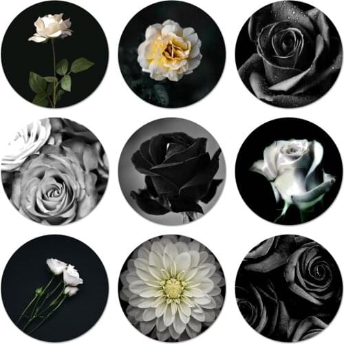 Beautiful black white Rose flower Icons Pins Badge Decoration Brooches Metal Badges For Clothes Backpack Decoration 58mm