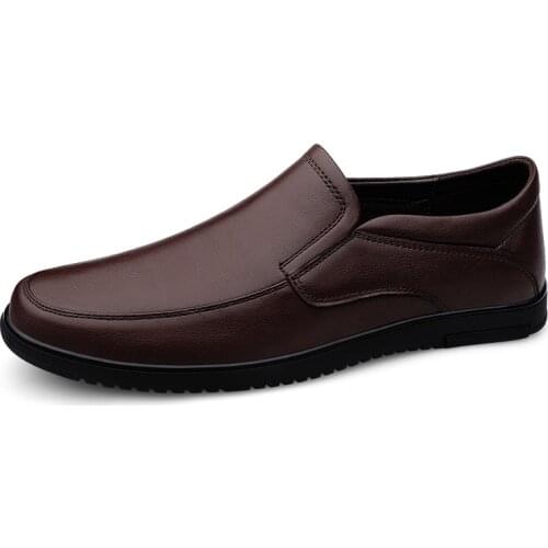 Men Casual Shoes Leather Brand Italian Mens Loafers Moccasins Breathable Slip on Boat Shoes Retro Elegantes Business Soft Flats