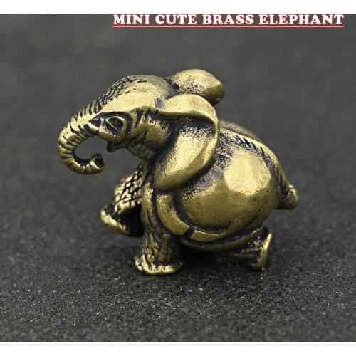 Mini Cute Vintage Brass Elephant Statue Pocket Keychain Ornament Figure Sculpture Home Office Desk Decorative Ornament Toy Gift