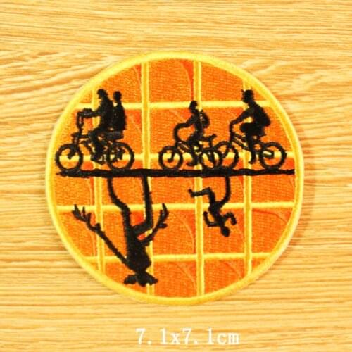 Stranger Things Stripe On Clothing Movie Cloth Patch Space Mountain Embroidered Badges Iron On Patches On Clothes Van Gogh Patch