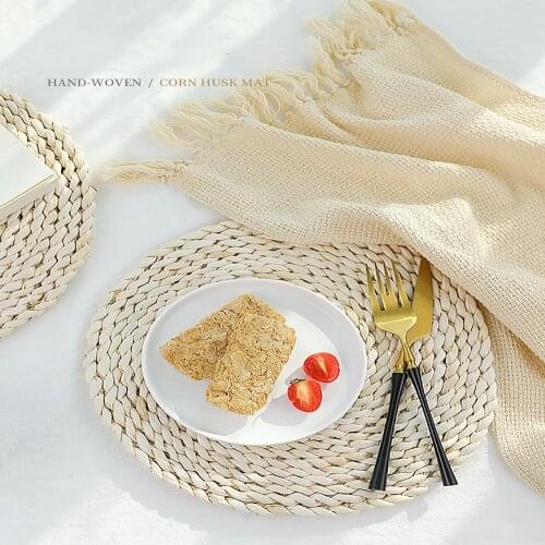 Mats Corn Water Grass Handmade Weave Round Coaster Pad Heat Insulation Placemat Table Decoration Accessories Wholesale 2021