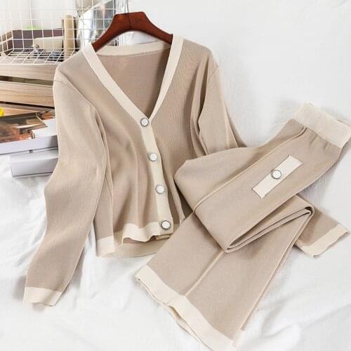 Spring autumn new products casual suit 2021 V-neck color matching sweater straight wide leg pants two-piece women s511