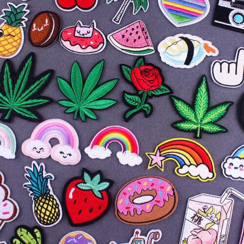 Fashion Patch Iron On Patches For Clothing Maple Leaf Rose Flowers Stickers Fruit Embroidered Patches Cheap Stickers Applique