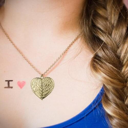 Necklace Guardian Angel Wing Feathered Locket Necklace Deceased Pendant Jewelry Love Heart Shape Photo Locket Pendant Necklace