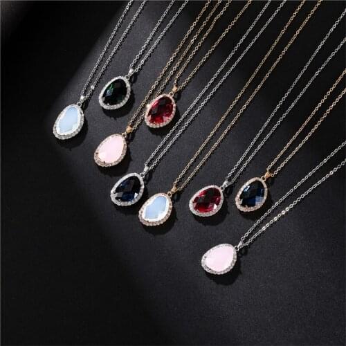 YJGS Micro Inlaid Multicolor Zircon Necklaces For Girl Geometric Wing Shape Pendant Necklace Golden Clavicle Chain Necklaces