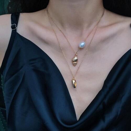 2019 New Genuine Pearl Alloy Conch Pendant Layered Necklace Multi-Layers Chain Necklace Jewelry for Women Sexy Wearing Accessory