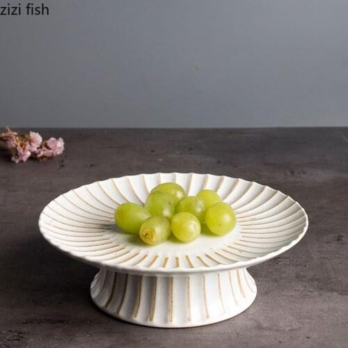 Creative White Striped Ceramic Fruit Plate Retro Tall Candy Cake Plate Desktop Dessert Display Plate Kitchen Utensils Porcelain
