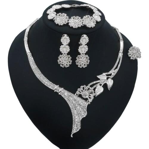 Yulaili New Electroplated Silver Small Flower Pattern Jewelry Set and Well-designed Engagement Wedding Four-piece Jewelry Sets
