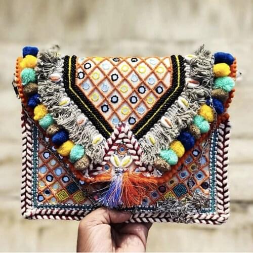 DOYUTIG Brand Indian Design Womens Ethnic Embroidery Bag Lady Bohemia Clutches & Crossbody Bags For Party Fashion Envelope F846