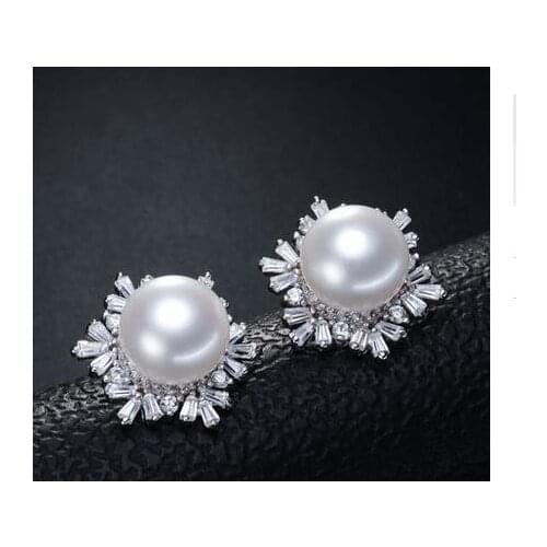 Gorgeous 9-10mm south sea white pearl earring 925s