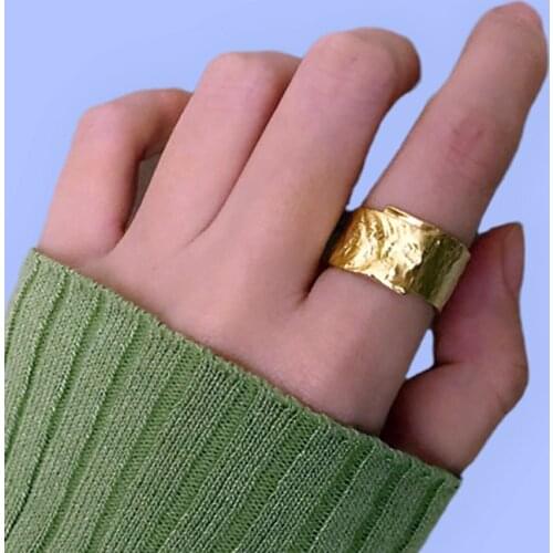 New Hot Gothic Round Simple Rings For Women Wedding Rings Ladies Accessories Fashion Charm Jewelry Wholesale 2021