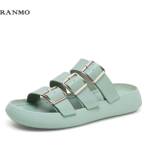 2021 New Summer Word Buckle Slippers Sandals Simple Casual Comfort Flat Light Floor Outdoor Women Slippers Leather Slippers