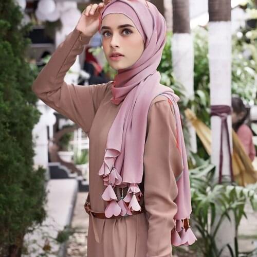 WOMEN SOLIDER COLOR HIJABS SHAWLS SCARF FLOWERS BEADS HANG HIJABS TASSELS STYLE