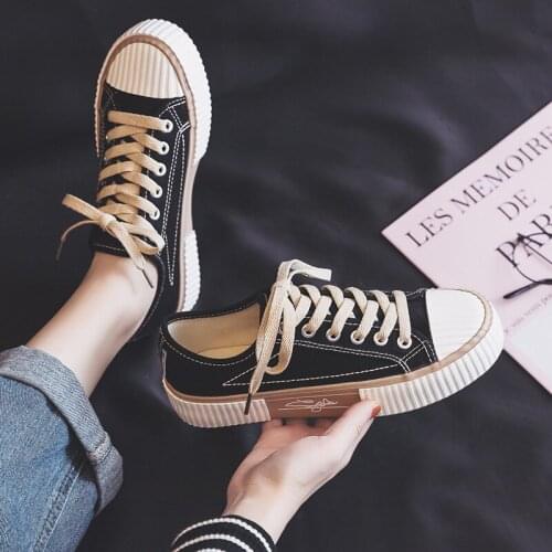 Canvas Shoes Womens Version of Ulzzang Board Shoes Mix Match Western Style Biscuits White Shoes Trendy Shoes