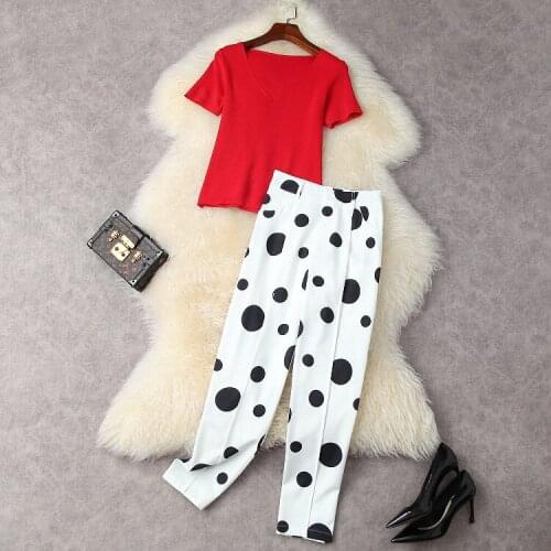 European and American womens wear for summer 2021 V-neck knit T-shirt short sleeves Polka dot print cropped trousers suit