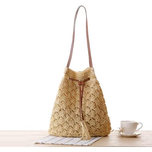 Women Summer Woven Rattan Bag Straw Shoulder Bag Tassel Hollow Beach HandBags Handmade Drawstring Bag Crossbody Bags