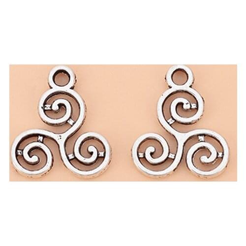 50pcs/Lot Tibetan Silver Celtics Knot Triskele Triskelion Triple Spiral Charms Pendants 2 Sided for DIY Jewelry Accessories
